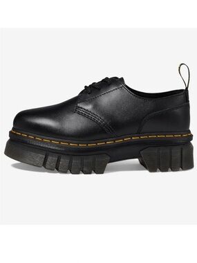 Dr. Martens Audrick 3-Eye Smooth Leather Platform Women’s size 8 NEW!!!